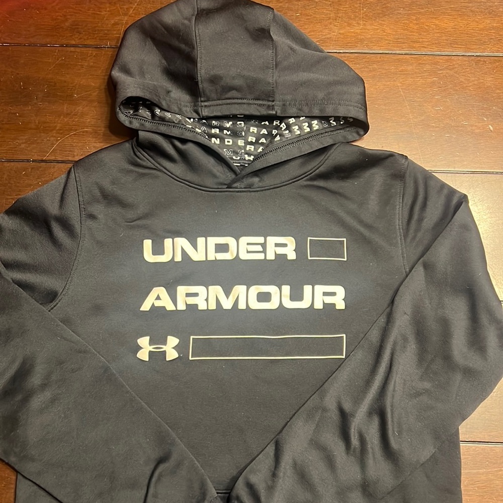 Black UA hoodie